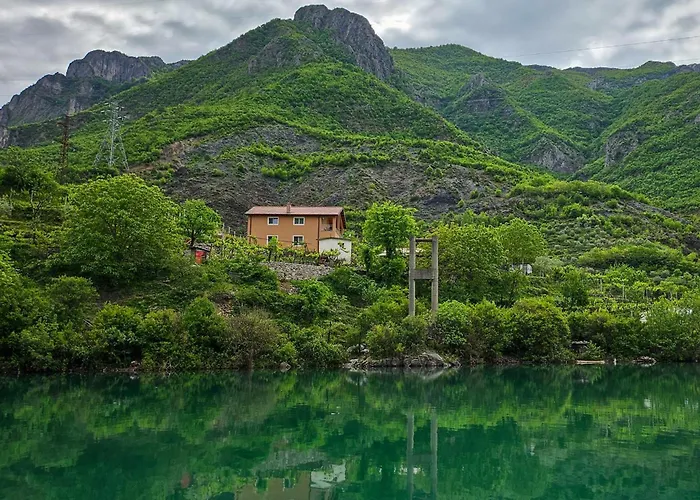 Koman_lakeview_apartments Appartamento Shkodër